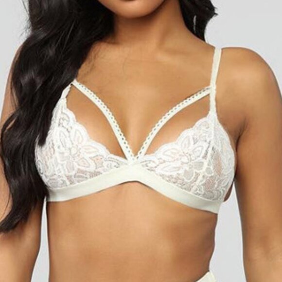 2/$30 3 Piece White Lingerie Set Lace Bra Thong Underwear Babydoll Garter Belt - Picture 5 of 7